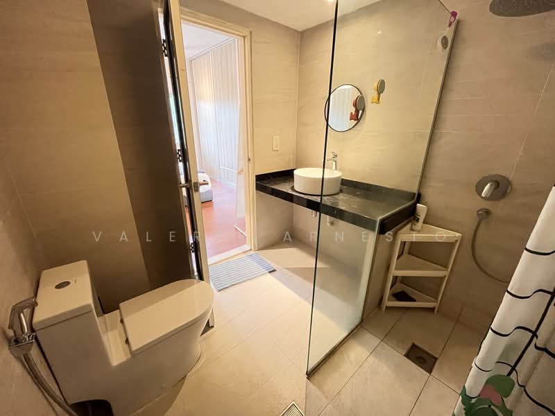 Kondominium untuk Disewa di Menara Mutiara - Valerie Arnesto - Bathroom 1 - PropertyGuru.com.my
