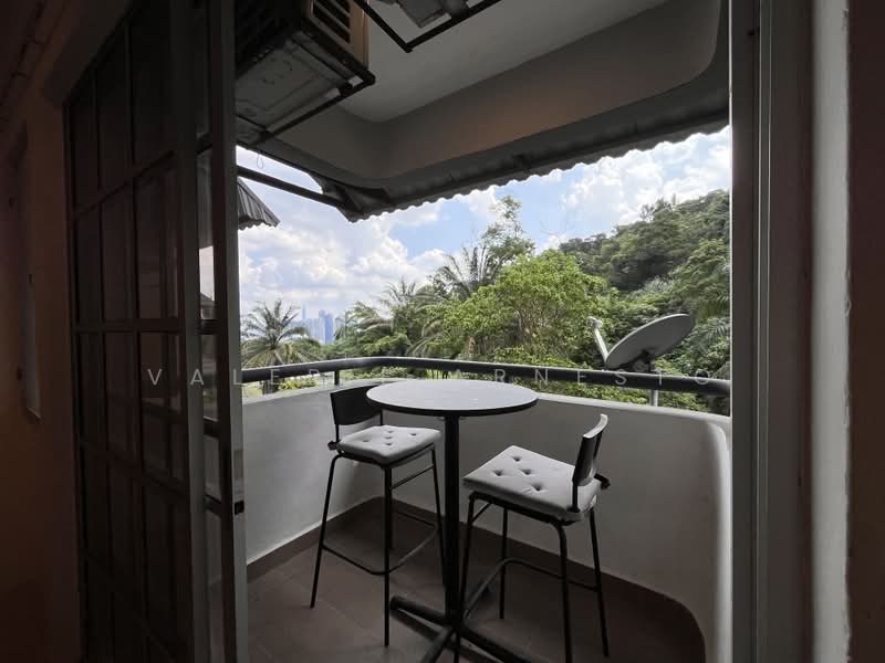 Kondominium untuk Disewa di Menara Mutiara - Valerie Arnesto - Balcony - PropertyGuru.com.my