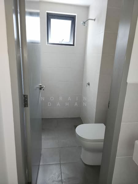 Service Residence for Sale at M Centura - Noraini Dahan - Bathroom - PropertyGuru.com.my