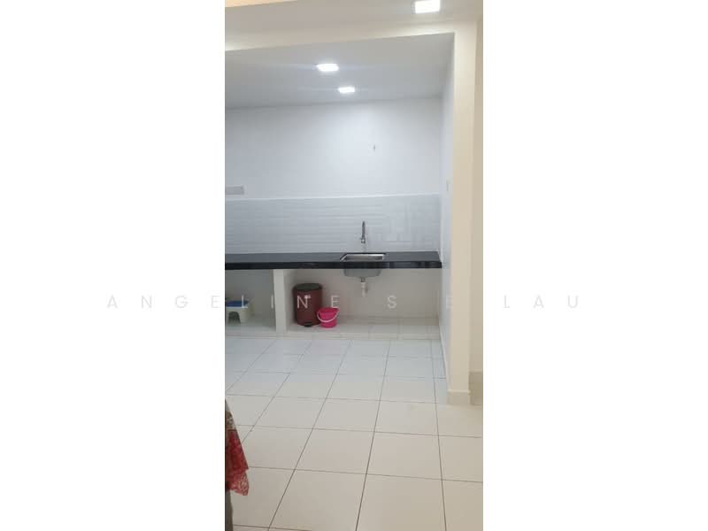 Service Residence for Sale at Amara - Angeline S B Lau - Kitchen - PropertyGuru.com.my
