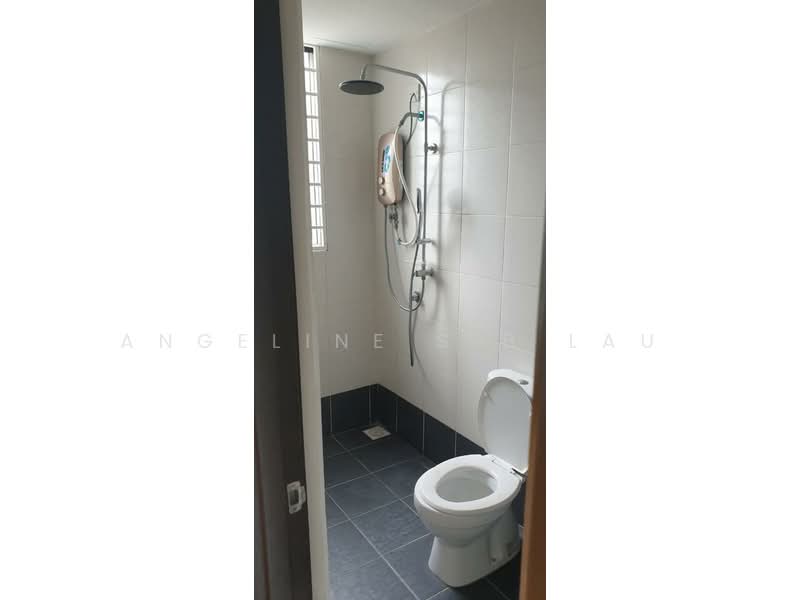 Service Residence for Sale at Amara - Angeline S B Lau - Bathroom - PropertyGuru.com.my