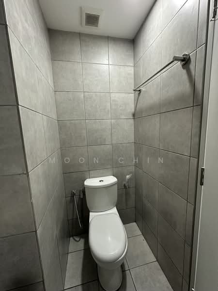 Servis Apartment untuk Disewa di One Equine - Moon Chin - Bathroom - PropertyGuru.com.my