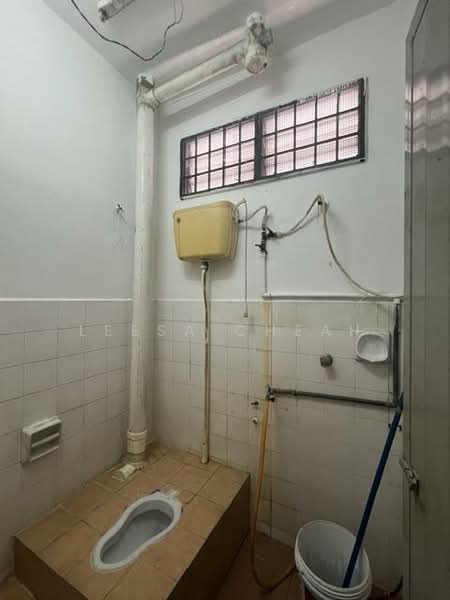 2-storey Terraced House for Sale in Taman Segemal (Butterworth) - Leesa Cheah - Bathroom - PropertyGuru.com.my