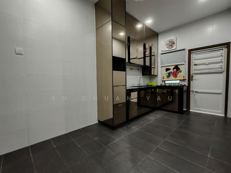 Rumah Teres untuk Dijual di Bukit Beruang (Bukit Baru) - Yu Chuan Yau - PropertyGuru.com.my