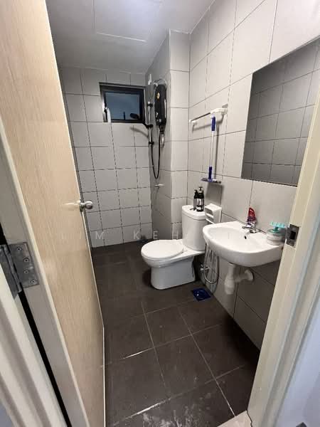 Kondominium untuk Disewa di TreeO - Lim Keh Sin - Bathroom - PropertyGuru.com.my