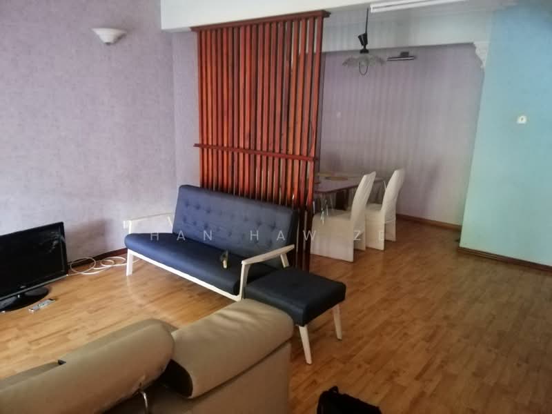 2-storey Terraced House for Rent in Bangi (Selangor) - Han Haw Ze - Living Room - PropertyGuru.com.my