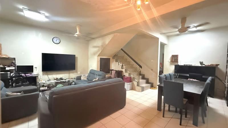 2-storey Terraced House for Sale in Bandar Putra Permai (Seri Kembangan) - Roseabelle Low - Living Room - PropertyGuru.com.my