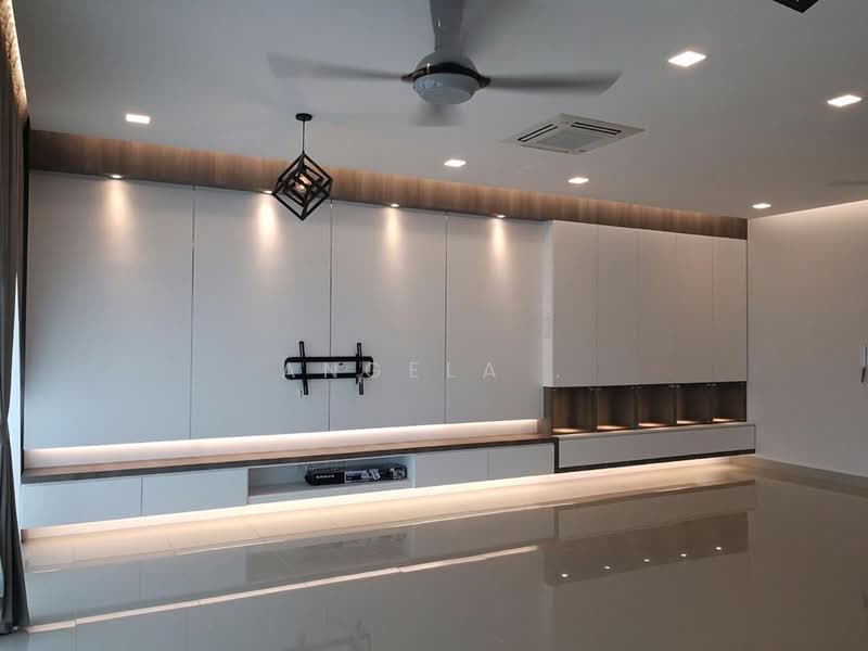 Condominium for Sale at KM1 East - Angela . - PropertyGuru.com.my