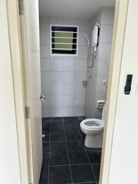 Service Residence for Rent at Edusphere - Winjian Lim - Bathroom - PropertyGuru.com.my