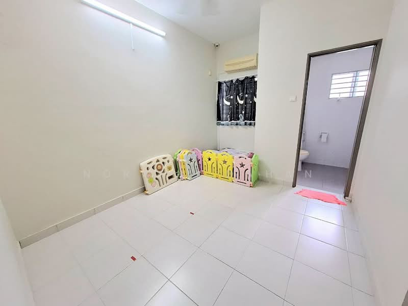 2-storey Terraced House for Sale in Alam Nusantara (Setia Alam) - Noraini Dahan - PropertyGuru.com.my