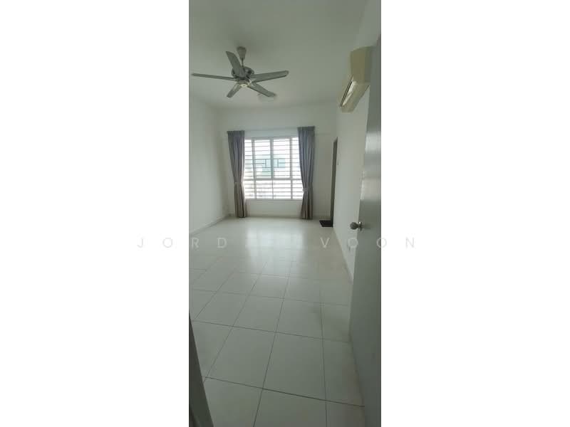 Kondominium untuk Disewa di The Golden Triangle Condominium - Jordan Voon - Living Room - PropertyGuru.com.my