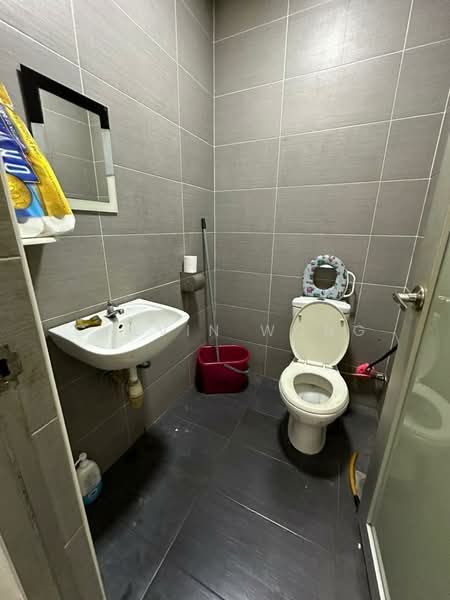 Rumah Teres 2 Tingkat untuk Dijual di Taman Sutera Utama (Skudai) - Calvin Wong - Bathroom - PropertyGuru.com.my