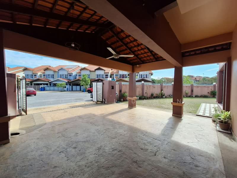 2-storey Terraced House for Sale in Alam Impian (Shah Alam) - Noraini Dahan - Exterior - PropertyGuru.com.my