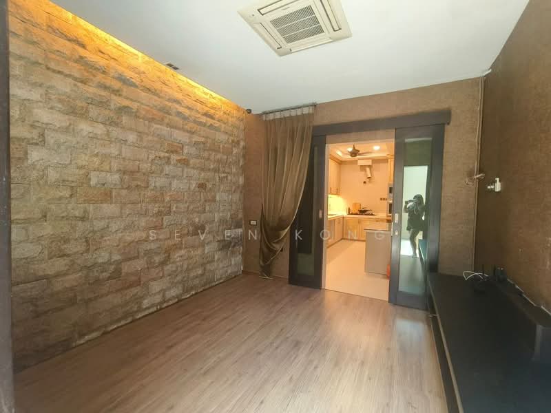 Semi-Detached House for Sale in Austin Perdana (Tebrau) - Seven Kong - Kitchen - PropertyGuru.com.my