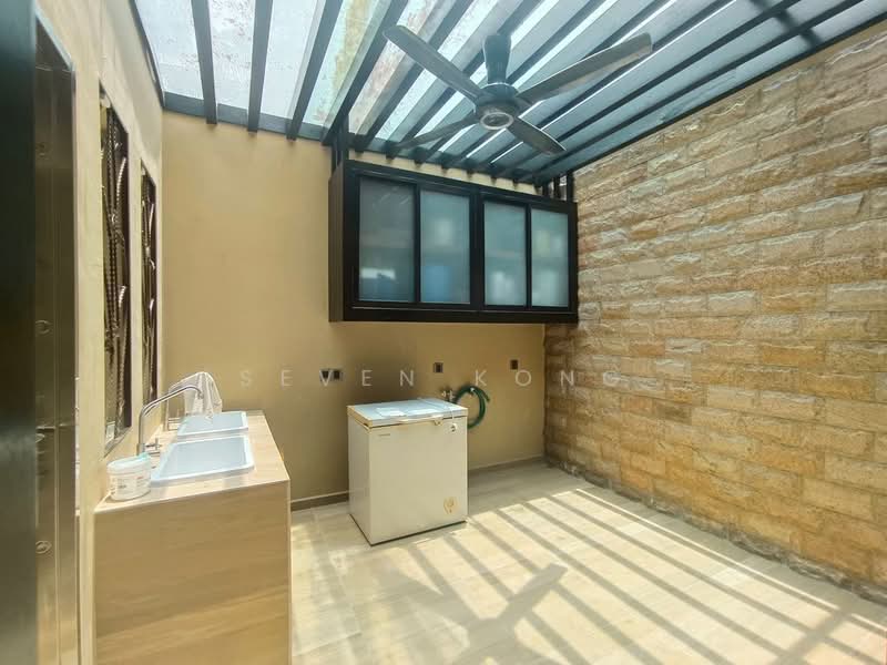 Semi-Detached House for Sale in Austin Perdana (Tebrau) - Seven Kong - Exterior - PropertyGuru.com.my