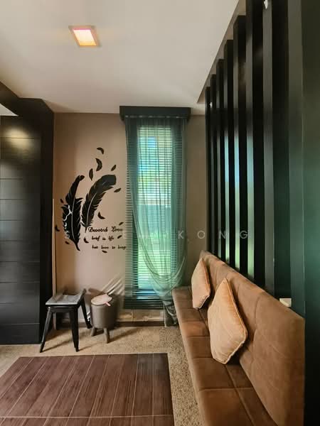 Semi-Detached House for Sale in Austin Perdana (Tebrau) - Seven Kong - Living Room - PropertyGuru.com.my