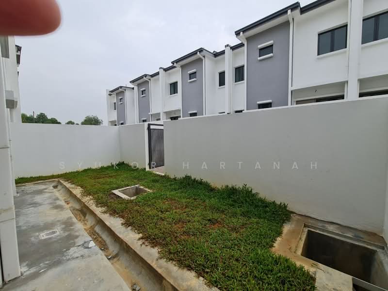 2-storey Terraced House for Sale in Alam Impian (Shah Alam) - Syukor Hartanah - Exterior - PropertyGuru.com.my