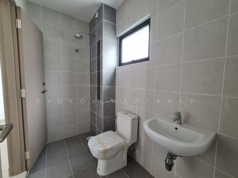 2-storey Terraced House for Sale in Alam Impian (Shah Alam) - Syukor Hartanah - Bathroom - PropertyGuru.com.my