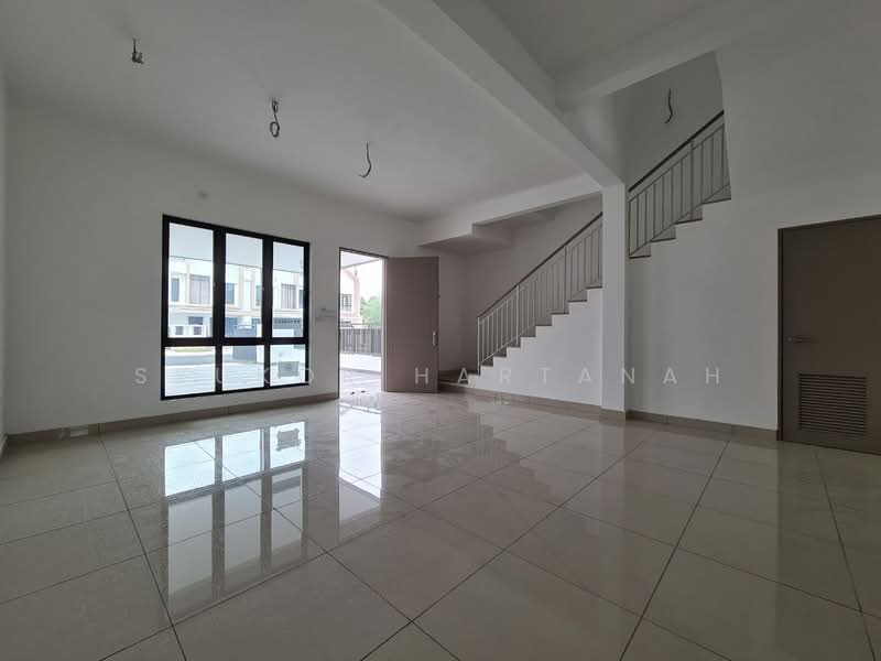 2-storey Terraced House for Sale in Alam Impian (Shah Alam) - Syukor Hartanah - Living Room - PropertyGuru.com.my