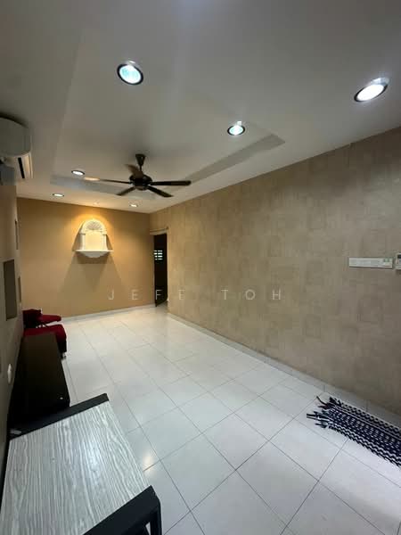 1-storey Terraced House for Sale in Kulai (Johor) - Jeff Toh - Living Room - PropertyGuru.com.my