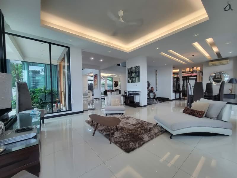 Bungalow for Rent in Petaling Jaya (Selangor) - Agnes Lim - Living Room - PropertyGuru.com.my