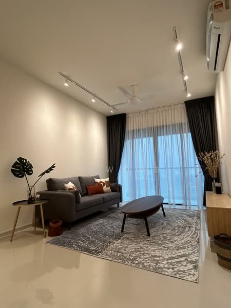 Kondominium untuk Dijual di Residensi Solaris Parq - KN Wong - Living Room - PropertyGuru.com.my