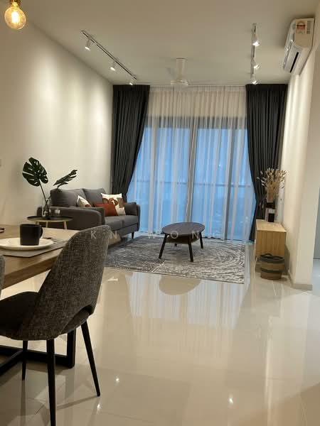 Kondominium untuk Dijual di Residensi Solaris Parq - KN Wong - Living Room - PropertyGuru.com.my