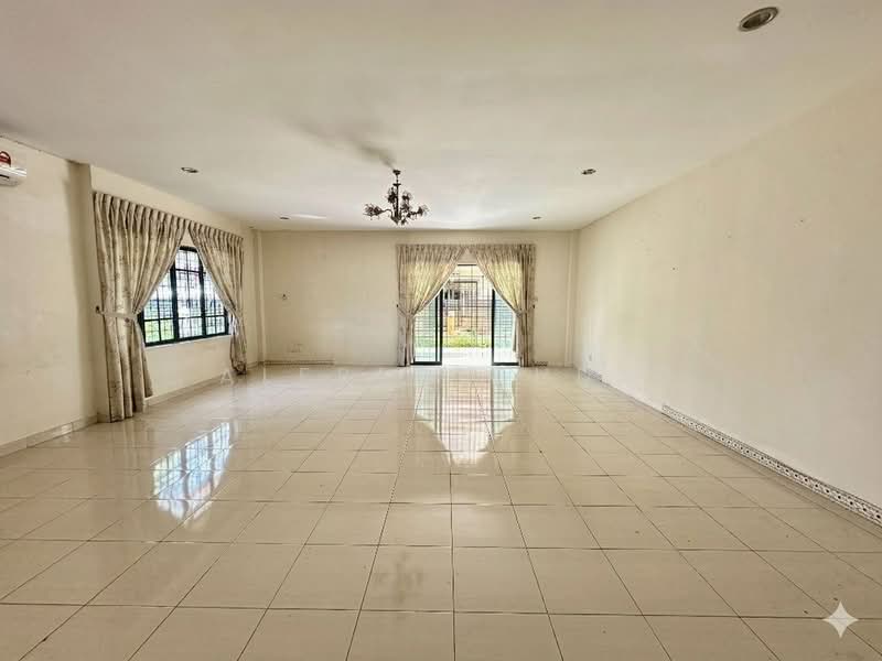 2-storey Terraced House for Sale in Matang (Kuching) - Alfred Chua - Living Room - PropertyGuru.com.my