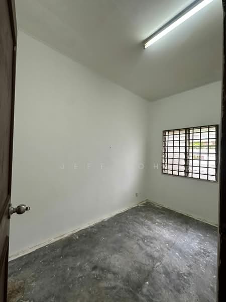 Rumah Teres 2 Tingkat untuk Dijual di Kulai (Johor) - Jeff Toh - Bedroom 3 - PropertyGuru.com.my