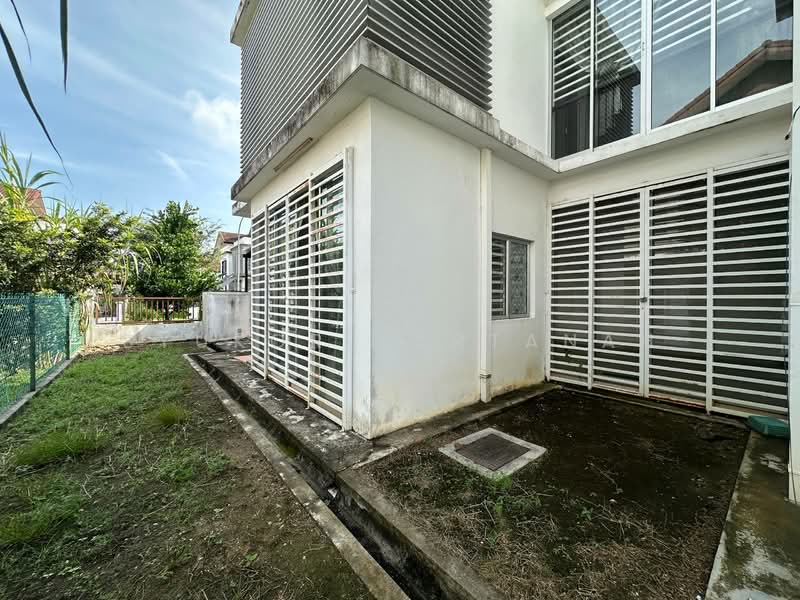 2-storey Terraced House for Sale in Shah Alam (Selangor) - Syukor Hartanah - Exterior - PropertyGuru.com.my