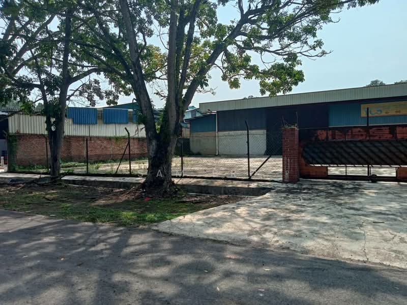 Kilang untuk Dijual di Kluang (Johor) - Sam Bro - Exterior - PropertyGuru.com.my