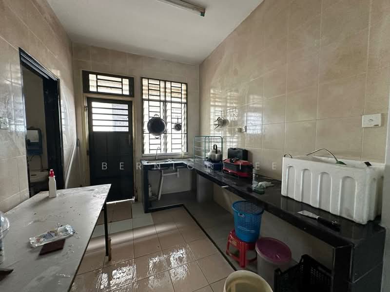 Rumah Teres 2 Tingkat untuk Disewa di Johor Bahru (Johor) - Bernice Tee - Kitchen - PropertyGuru.com.my