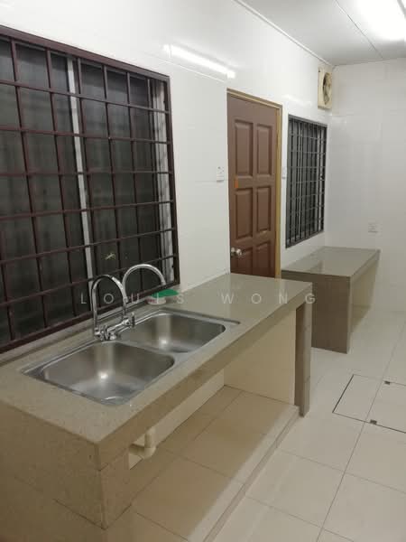 Terraced House for Sale in Taman Cheras Indah (Ampang) - Louis Wong - Kitchen - PropertyGuru.com.my