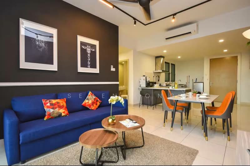 Servis Apartment untuk Dijual di Southkey Mosaic - Seven Kong - Living Room - PropertyGuru.com.my