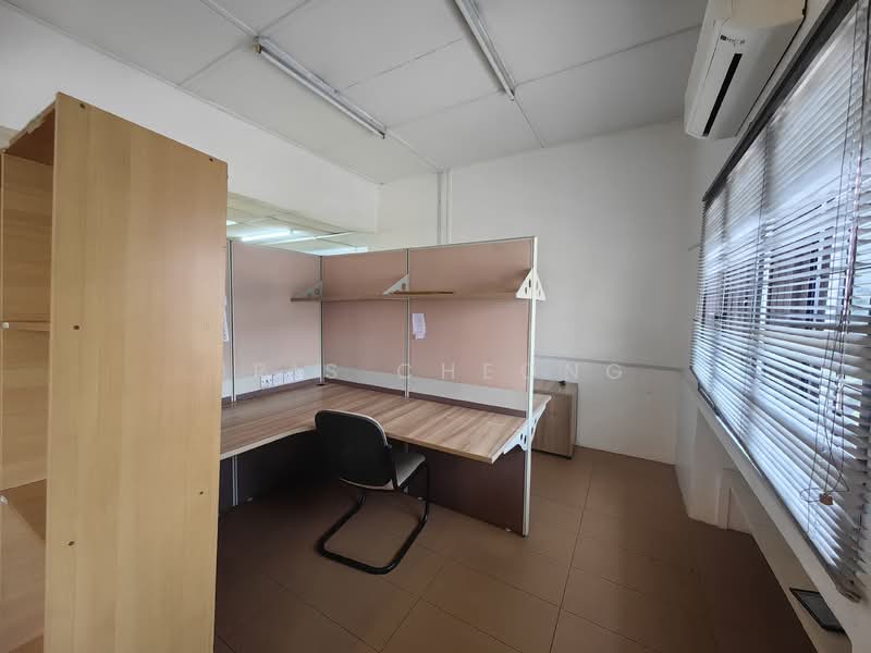 Rumah Teres 2 Tingkat untuk Dijual di Ipoh (Perak) - Iris Cheong - First floor open concept seating - PropertyGuru.com.my