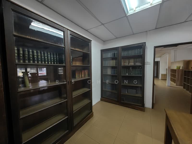 Rumah Teres 2 Tingkat untuk Dijual di Ipoh (Perak) - Iris Cheong - Conference room filing cabinets - PropertyGuru.com.my