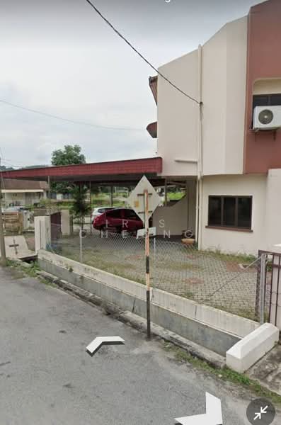 Rumah Teres 2 Tingkat untuk Dijual di Ipoh (Perak) - Iris Cheong - Extra land at side - PropertyGuru.com.my
