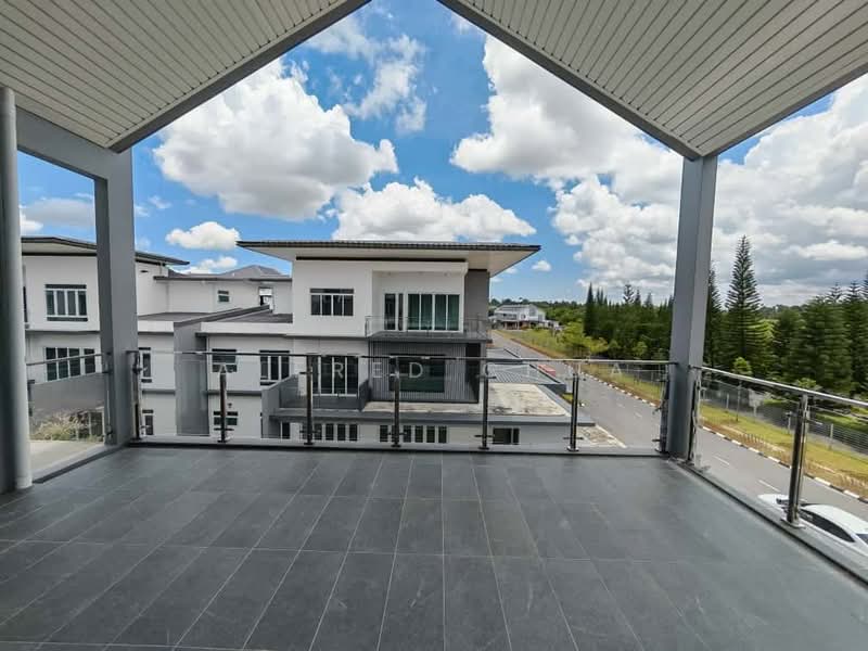 Semi-Detached House for Sale in La Promenade (Samarahan) - Alfred Chua - Exterior - PropertyGuru.com.my
