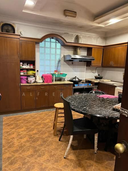 Rumah Berkembar untuk Dijual di Tabuan Jaya (Kuching) - Alfred Chua - Kitchen - PropertyGuru.com.my
