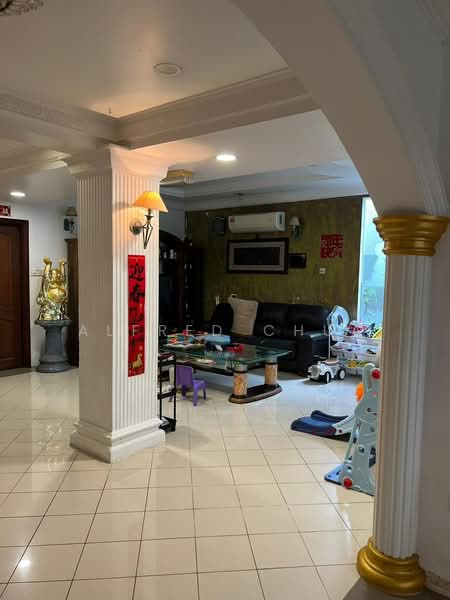 Rumah Berkembar untuk Dijual di Tabuan Jaya (Kuching) - Alfred Chua - Living Room - PropertyGuru.com.my