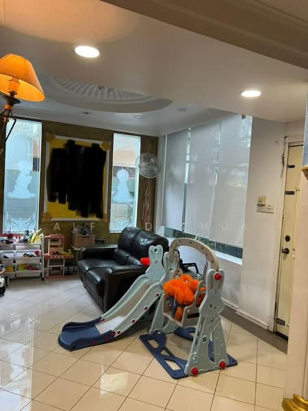Rumah Berkembar untuk Dijual di Tabuan Jaya (Kuching) - Alfred Chua - Living Room - PropertyGuru.com.my