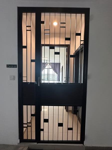 Service Residence for Sale at Molek Regency - Jaffrey . - PropertyGuru.com.my