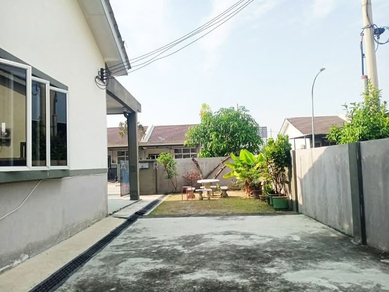 Rumah Teres 1 Tingkat untuk Dijual di Kampung Jalan Kebun (Shah Alam) - Hairi Halim - PropertyGuru.com.my