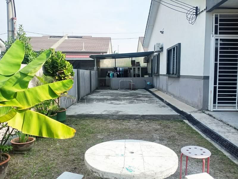 Rumah Teres 1 Tingkat untuk Dijual di Kampung Jalan Kebun (Shah Alam) - Hairi Halim - PropertyGuru.com.my