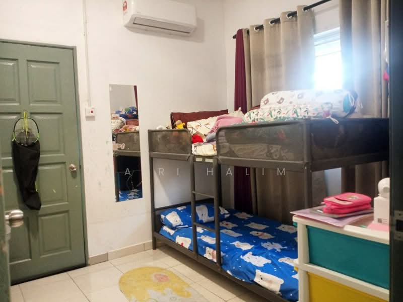 Rumah Teres 1 Tingkat untuk Dijual di Kampung Jalan Kebun (Shah Alam) - Hairi Halim - PropertyGuru.com.my