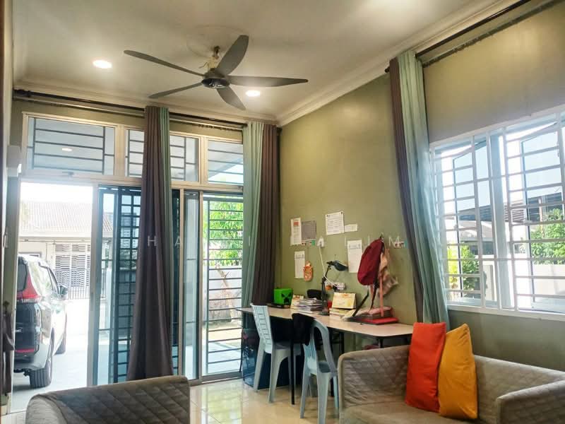 Rumah Teres 1 Tingkat untuk Dijual di Kampung Jalan Kebun (Shah Alam) - Hairi Halim - PropertyGuru.com.my