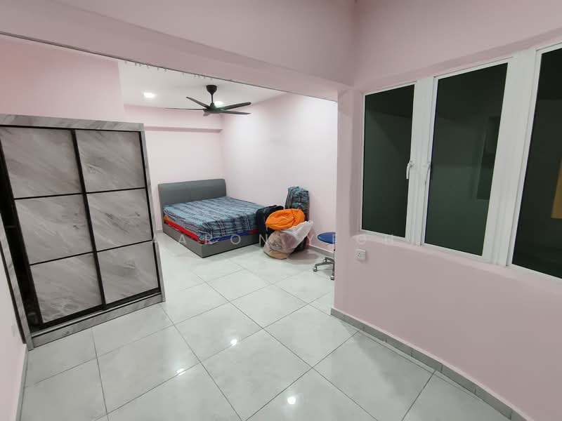Pangsapuri untuk Disewa di Golden Hills Resort (Amber Court Apartment) - Aaron Yeoh - Bedroom - PropertyGuru.com.my