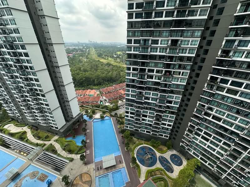 Service Residence for Sale at Molek Regency - Jaffrey . - PropertyGuru.com.my