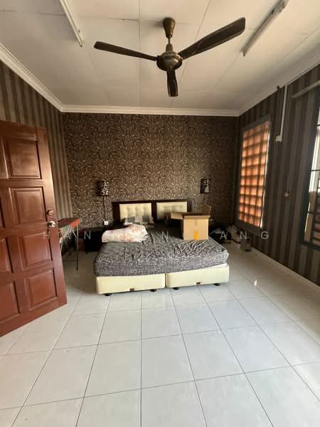 Rumah Teres 2 Tingkat untuk Dijual di Taman Mutiara Rini (Skudai) - Han Yong Ang - Bedroom - PropertyGuru.com.my