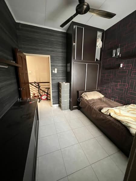 Rumah Teres 2 Tingkat untuk Dijual di Taman Mutiara Rini (Skudai) - Han Yong Ang - Bedroom - PropertyGuru.com.my